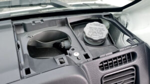 ウォッシャー液補充口