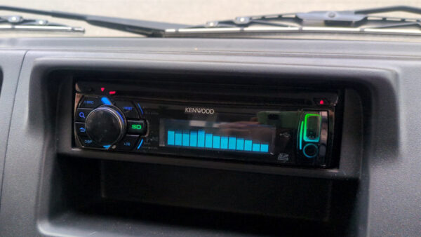 パネルを戻して完成